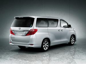Toyota Alphard 240G 2011 года